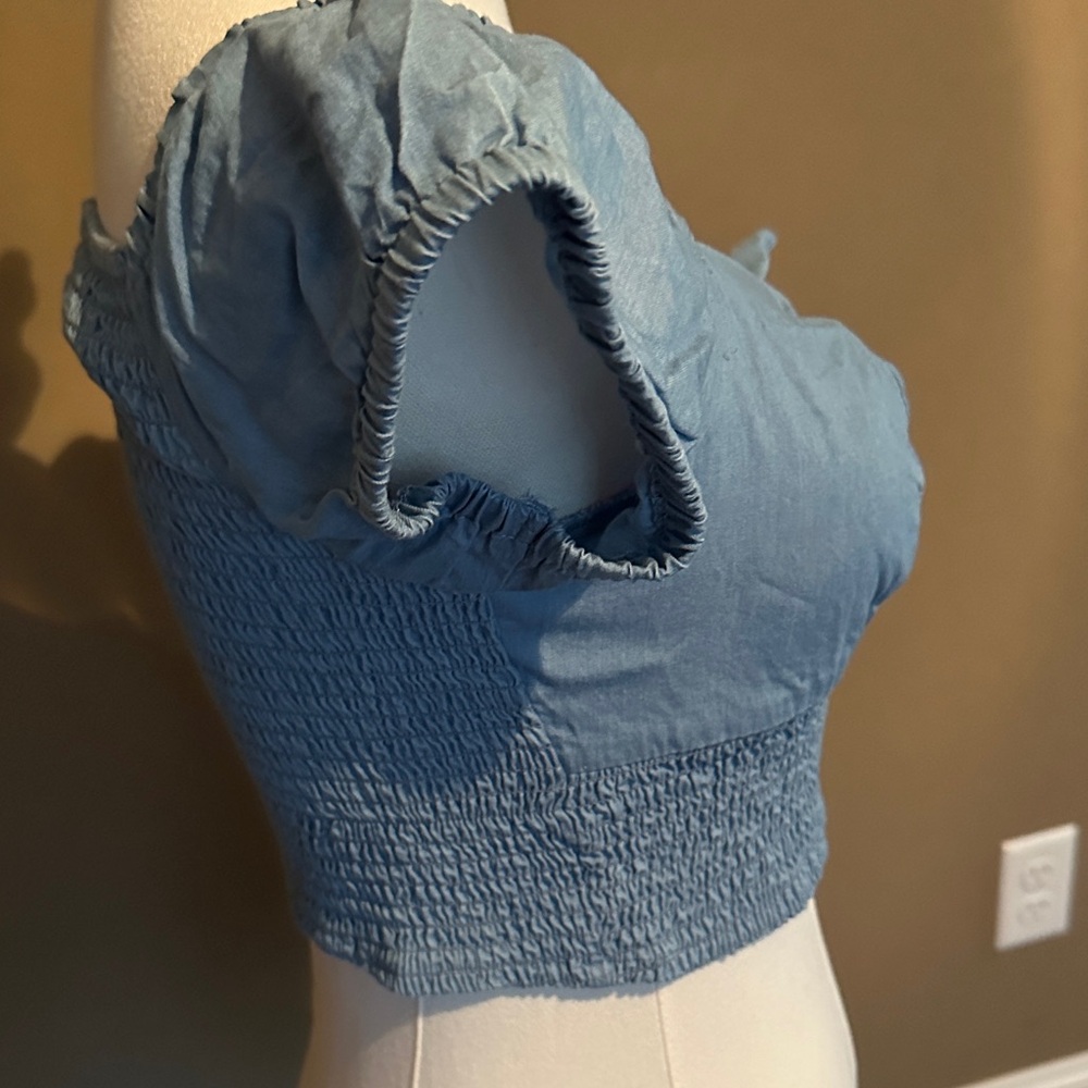 Unique Vintage Chambray Blue Puff Sleeve Tie-Front Crop Top Size L - Picture 3 of 5
